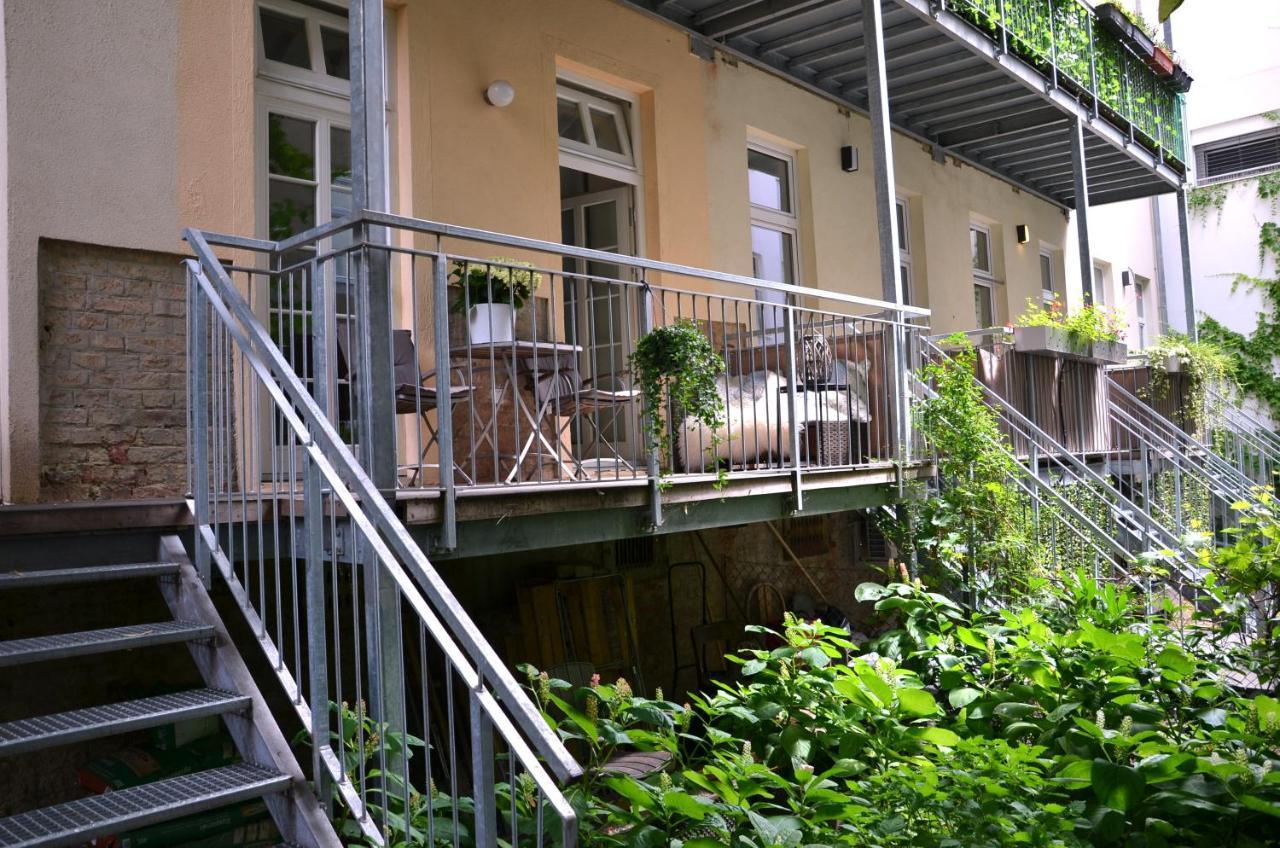 Central Vienna Apartment With Garden View Exterior foto